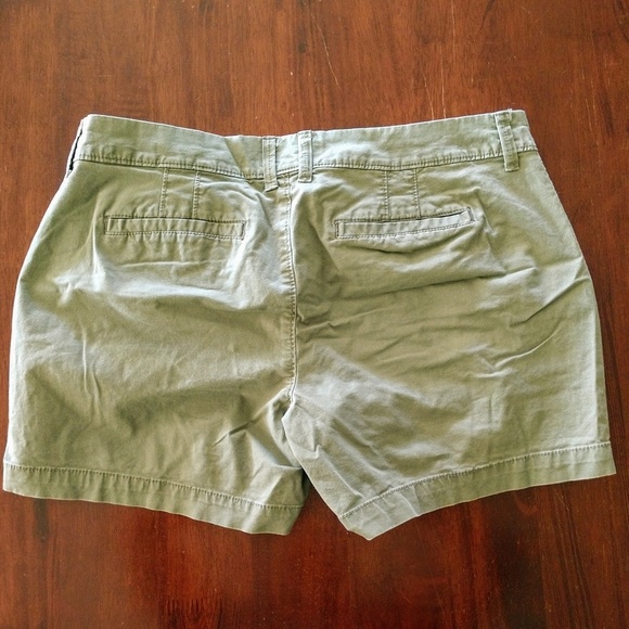 Old Navy shorts - Picture 4 of 4
